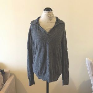 Gray Men's GAP sweater